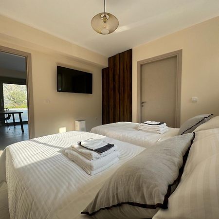 Topos Luxury Stay Heraion Λουτράκι Εξωτερικό φωτογραφία